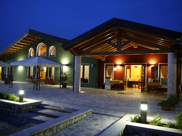  El Resort 