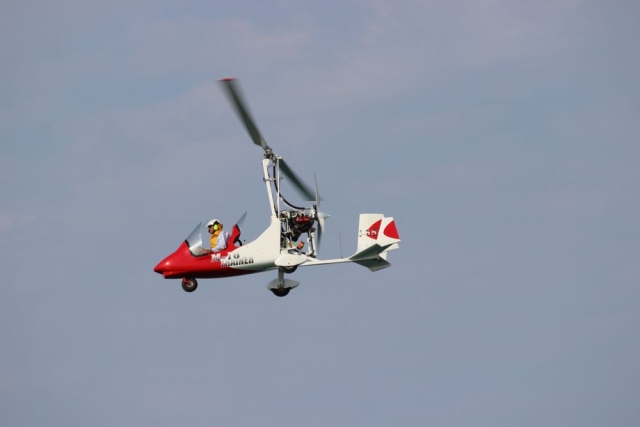  Un solo vuelo en autogiro 