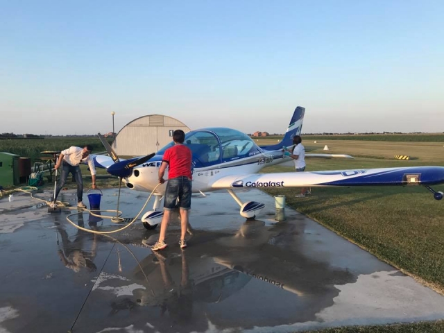  Nuestro avión ultraligero 