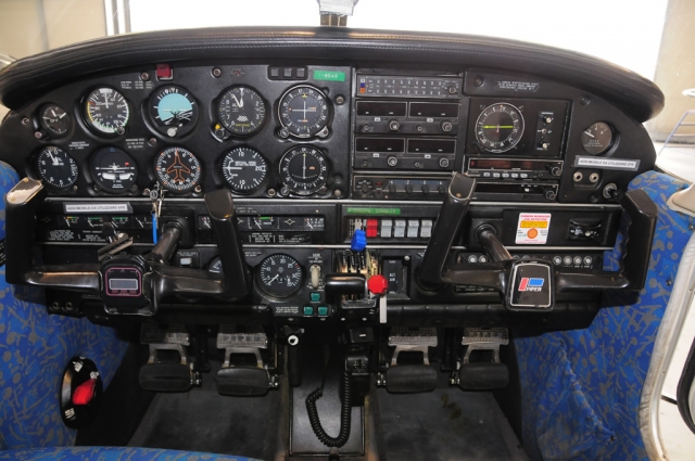  Controles de nuestra aeronave 