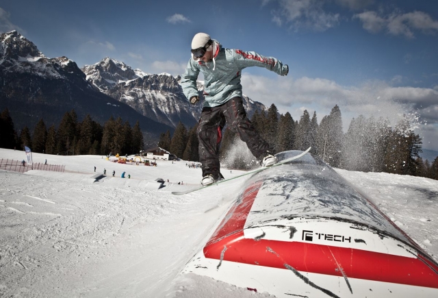  Evoluciones con la tabla de snowboard 
