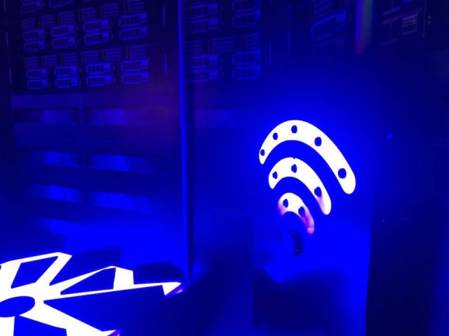  Un juego de luces y colores 