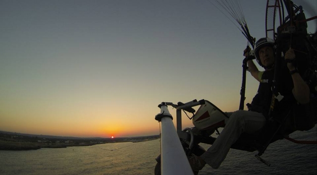  un vuelo al atardecer 