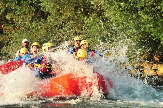  Emociones únicas solo con rafting 
