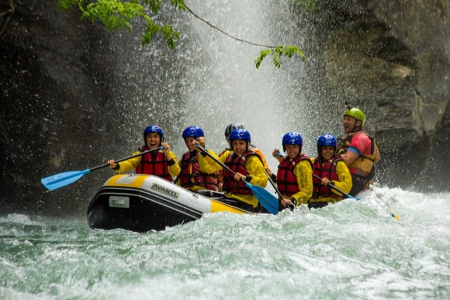  emociones únicas de rafting 