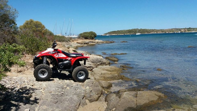  Parada junto al mar 