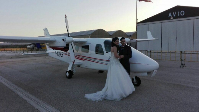  Servicio duranle una boda 