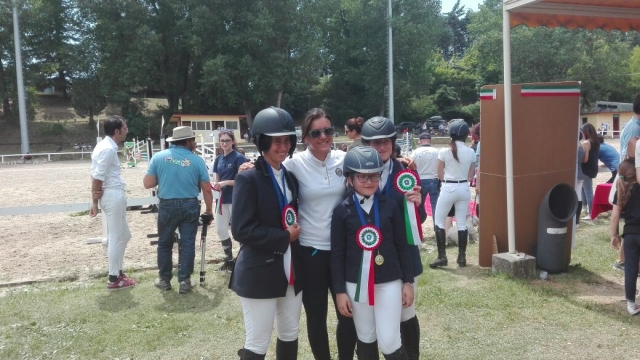  Entrega de premios de los campeones 