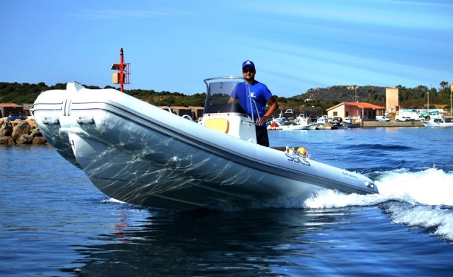 Nettuno escursioni in gommone Teulada  Noleggio Barche