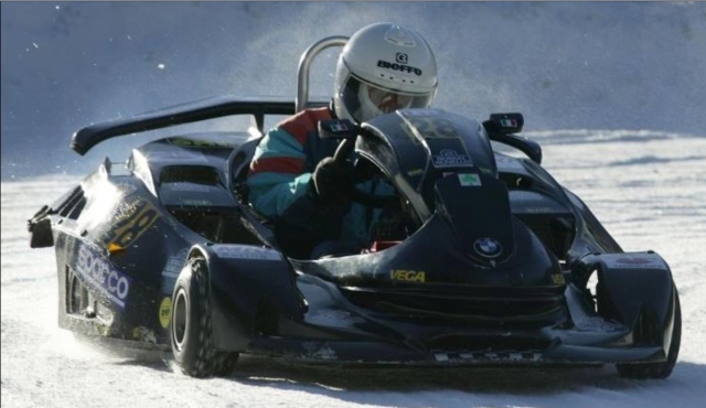 en la pista