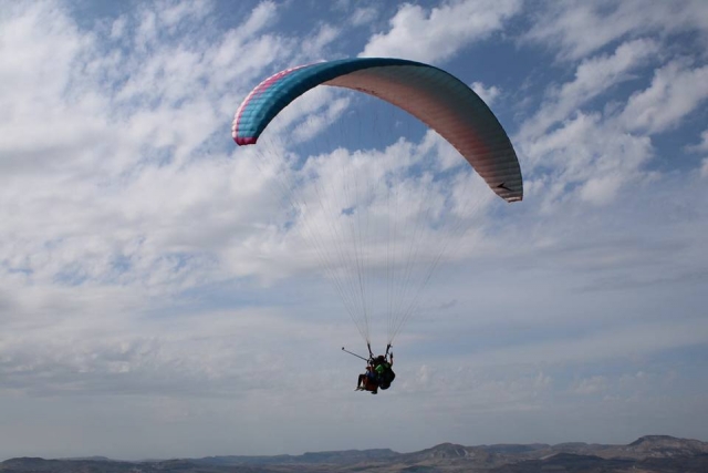  Con las nubes sobre la cabeza 