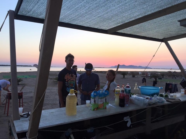  BBQ con puesta de sol 