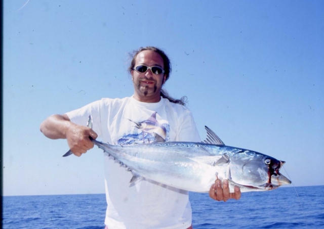  Un atún atractivo que pesa casi 10 kg 