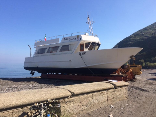  Uno de nuestros barcos 