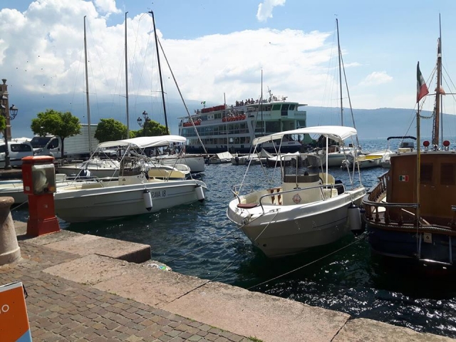 Nuestro barcos