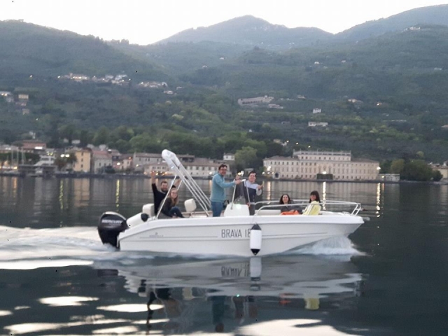  Paseo en barco