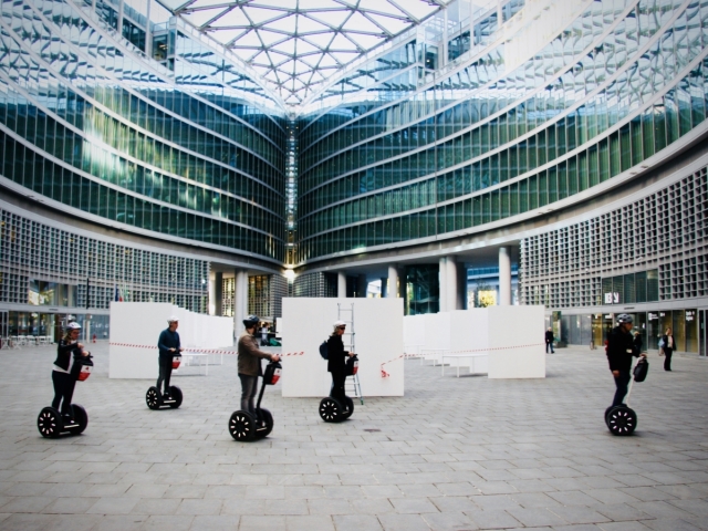  Segway milán por la noche 