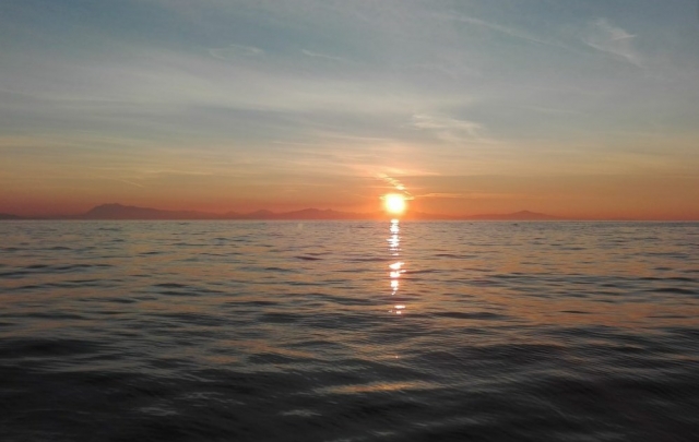  Puesta de sol desde el barco
