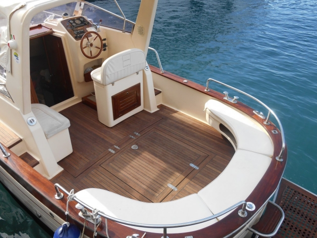 Renta de barco de lujo para Capri