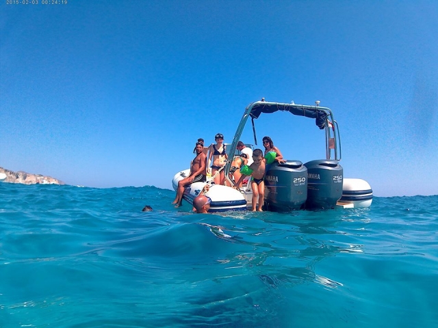  ¡Un chapuzón en las aguas cristalinas!