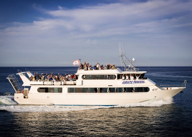 Adriático Princesa III 