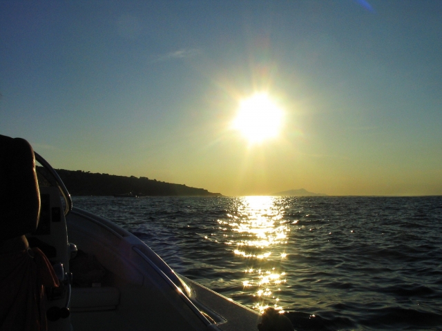  Golfo de Nápoles al atardecer 