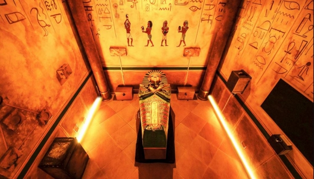  Escape from the Pyramid Room 