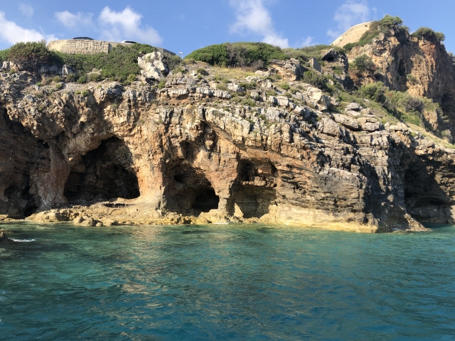  Cueva de las tres columnas 