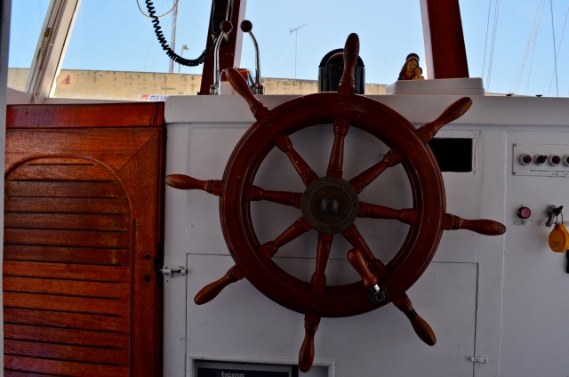  Hydra - Excursiones en barco Puenle de control 3 