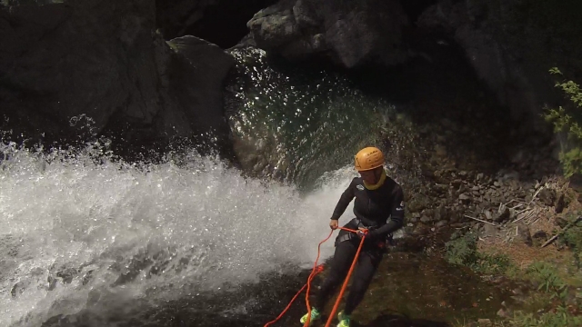  Descenso por el río. 