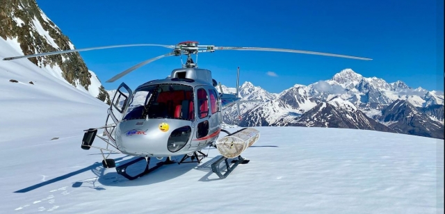  Salida para sobrevolar los Alpes 