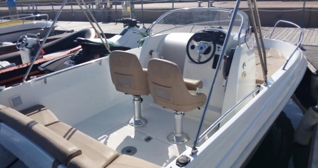  Cómodas embarcaciones 