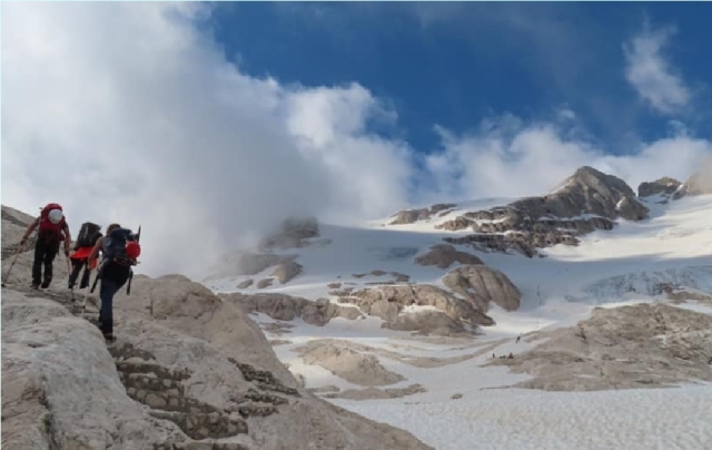  Raquetas de nieve en tonezza del cimone 