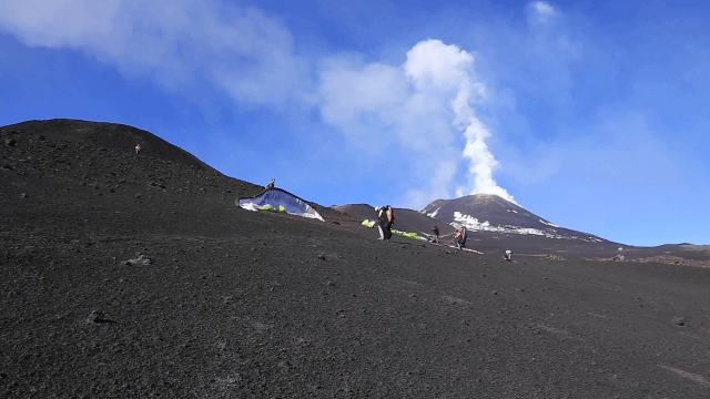  etna para ser explorado en parapenle 