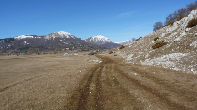  paisaje invernal de ovindoli 