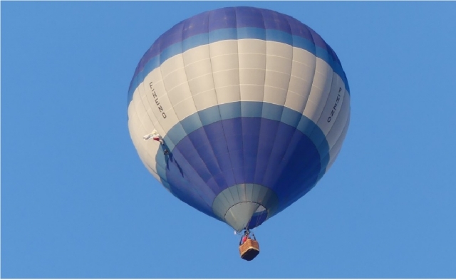  volando en el cielo de monopoli 