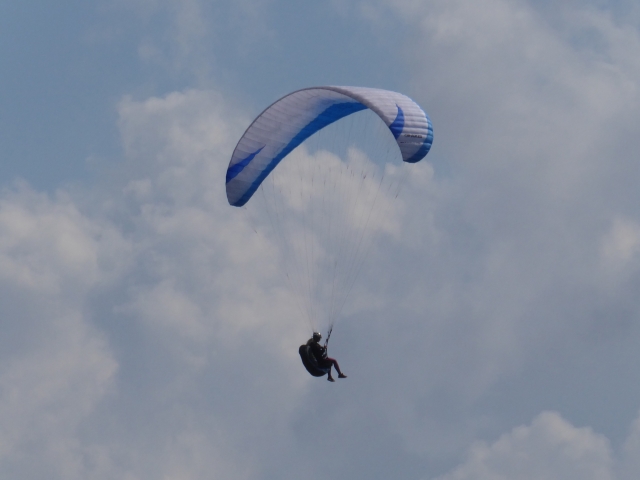  volar en biplaza en monopoli 