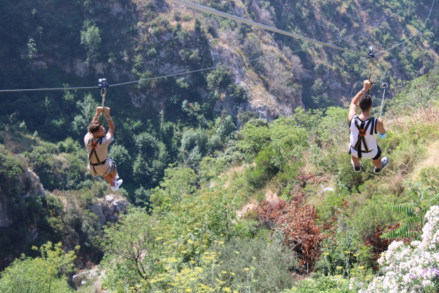  venga a volar a Furore 
