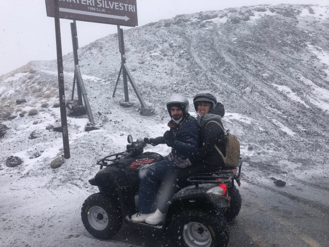  cuatrimoto en la nieve 