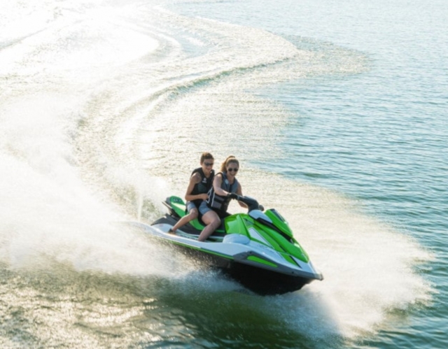  jet skis 