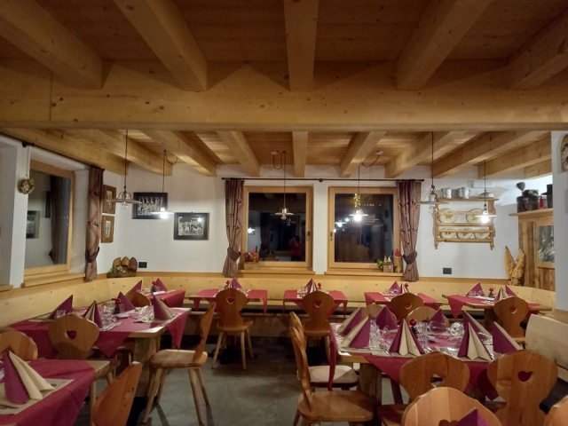  el hermoso comedor della baita 