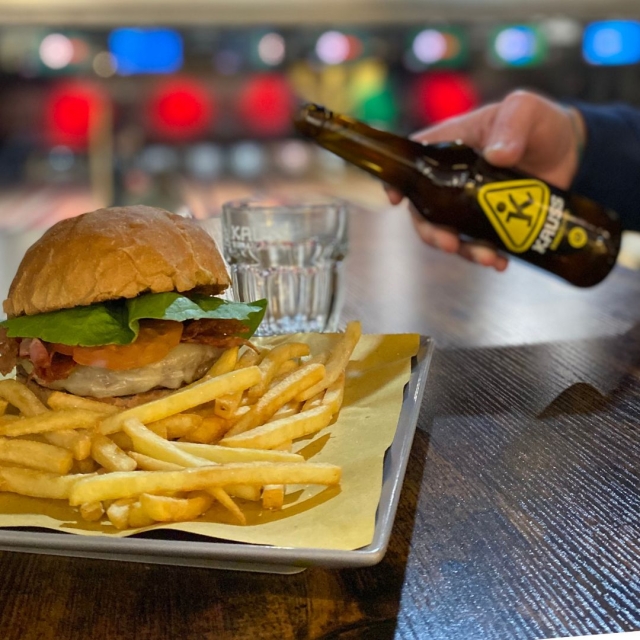  las hamburguesas de la sección Food & Drink