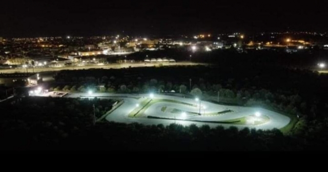  Race en Kart por la noche 