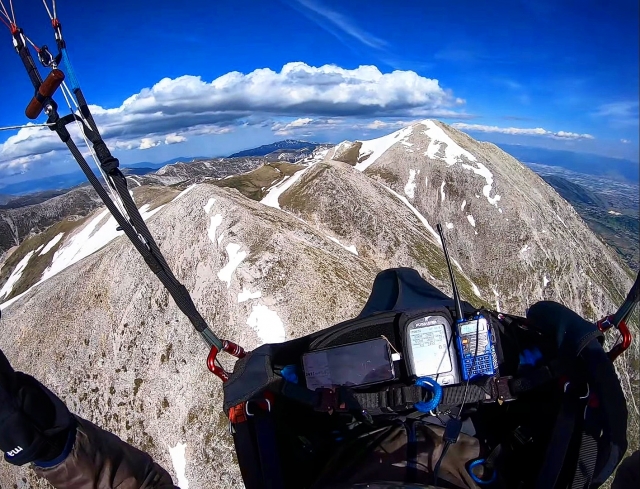 Escuela de parapenle en Norma