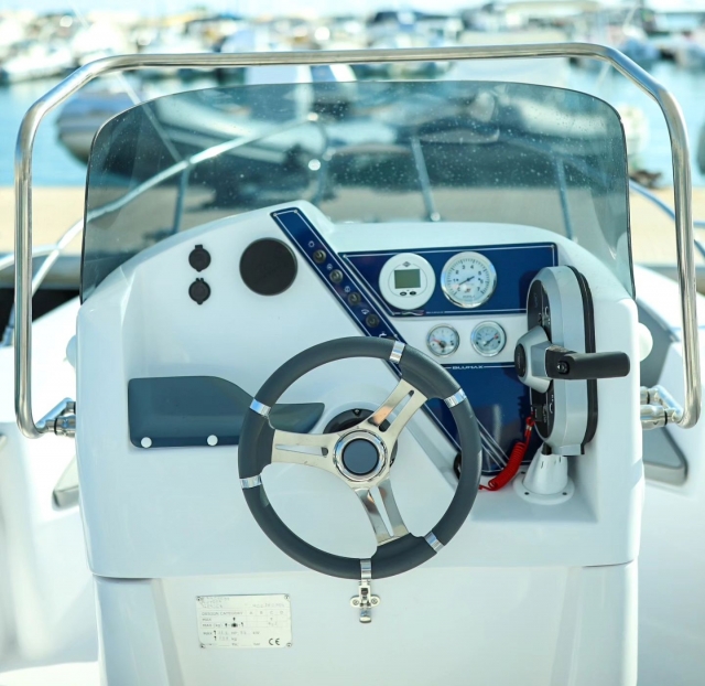 Listo para zarpar en Puglia 