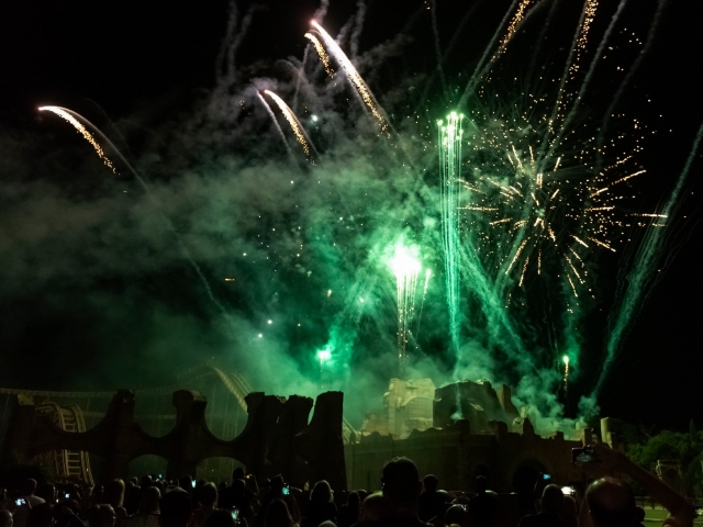 Admirar los fuegos artificiales 