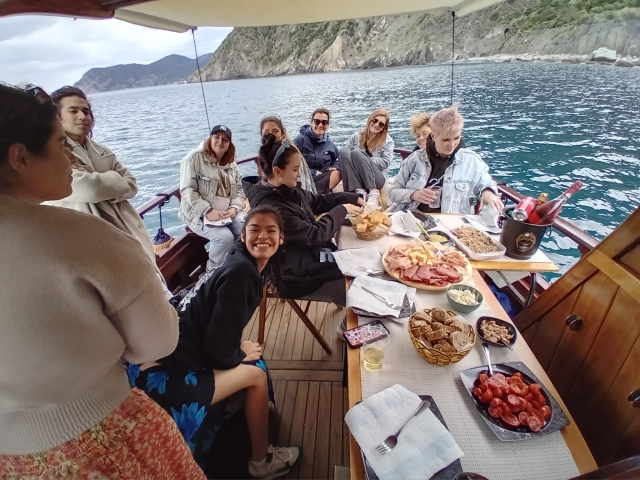  Aperitivo a bordo de Cinque Terre 