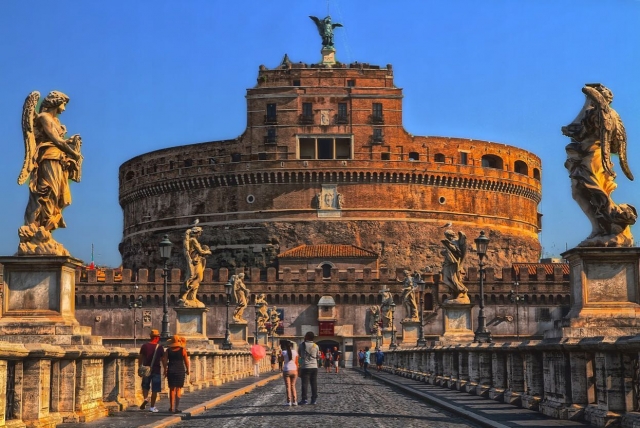  Entrada al Museo Nacional de Castel Sant'Angelo 