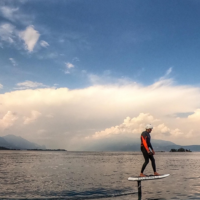  Equilibrio sobre la mesa 