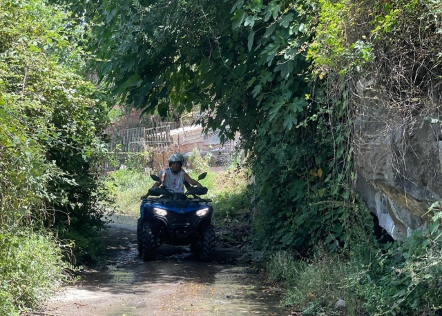  En nuestros cuatrimotos 